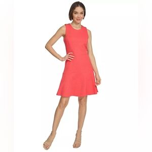Women's Clothing (769)